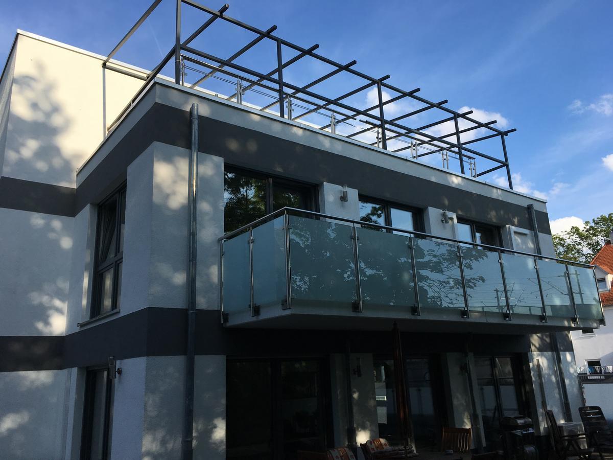 Sahara Falcon Munich Exterior photo