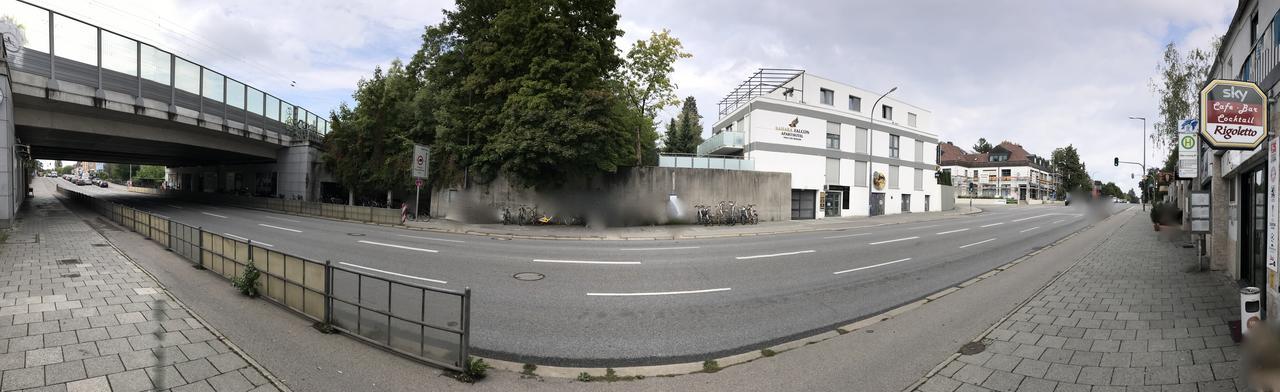 Sahara Falcon Munich Exterior photo