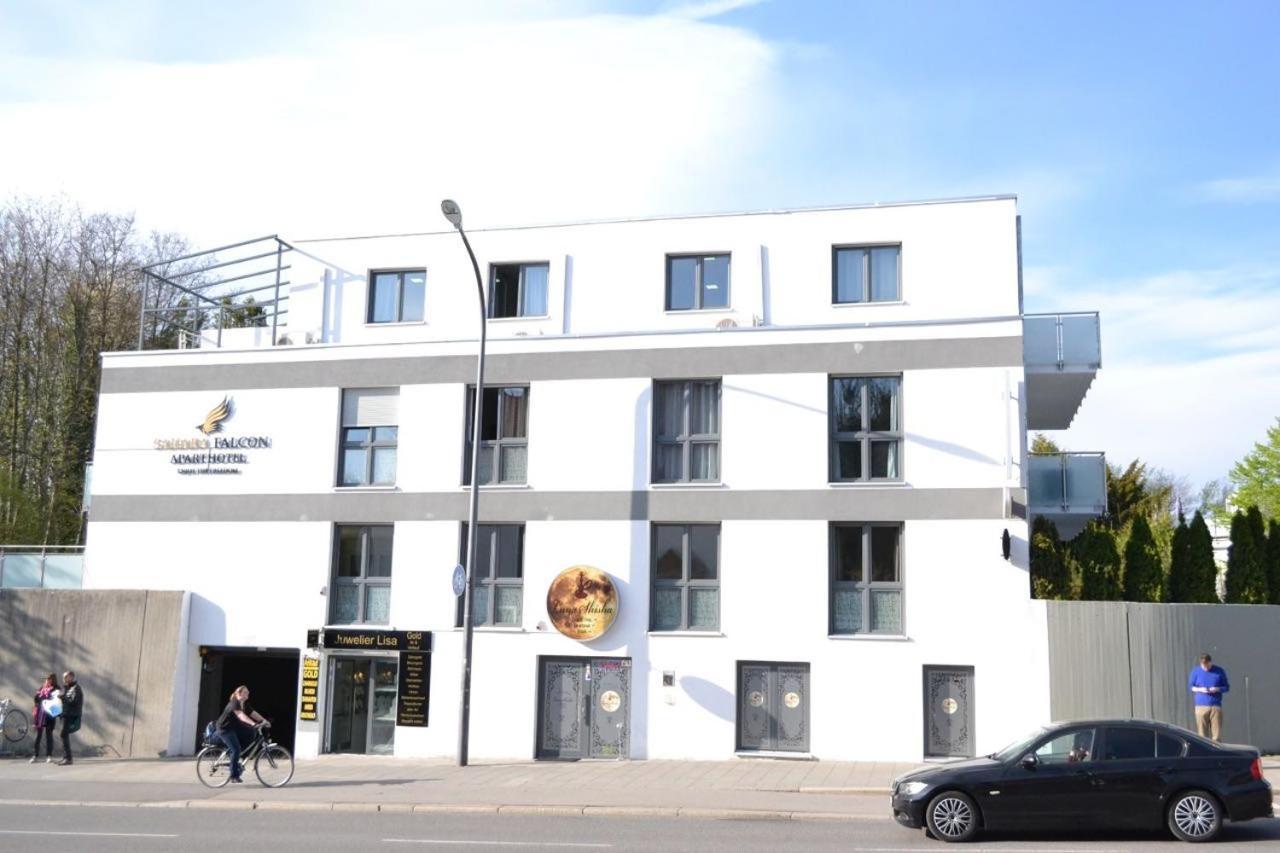 Sahara Falcon Munich Exterior photo